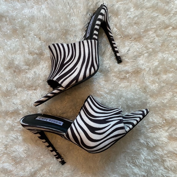 Open Pointed Toe Zebra Print Heels - Never Worn! - Picture 1 of 3